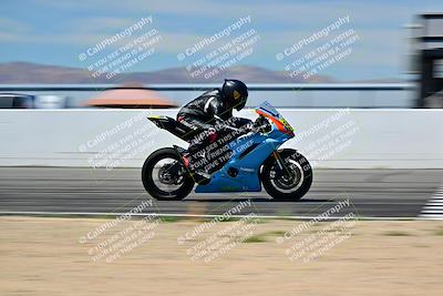 media/Mar-25-2024-Moto Forza (Mon) [[8d4319bd68]]/2-Advanced Group/Session 4 Front Straight Speed Pans/